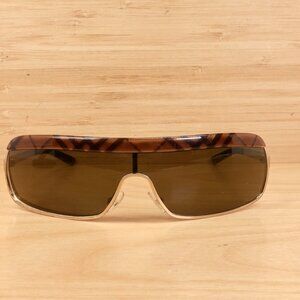 Burberry B8983/SL 7A9 Sunglasses / Brown Shield Wrap / Made in Italy by Safilo